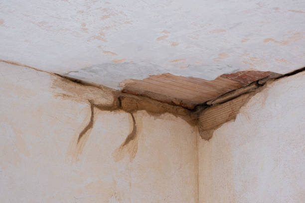 Water damage restoration process in Four Oaks, NC